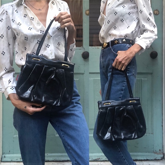 Vintage Handbags - Vintage florintino leather navy purse